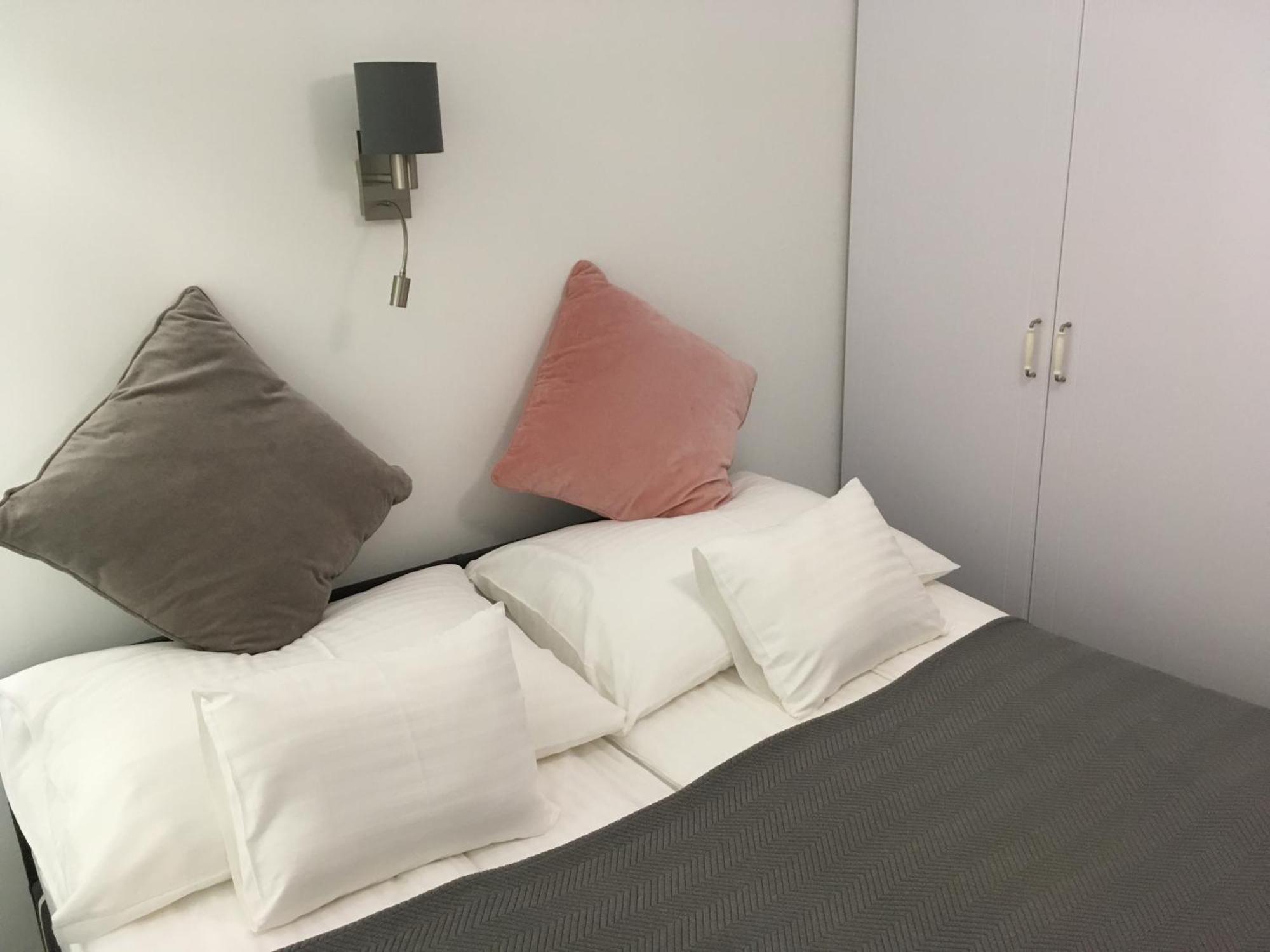 Dóm Apartman Szeged Habitación foto
